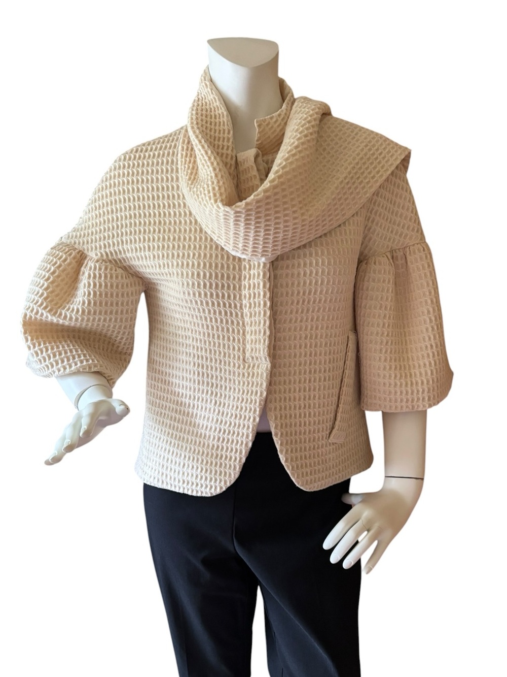 Laura Dahl Cream Waffle Knit Funnel Neck/Attached Scarf & 3/4 Sleeves Blazer, M